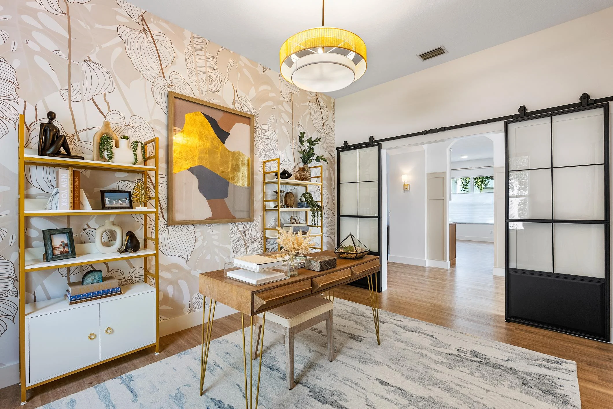 Staged room detail 2